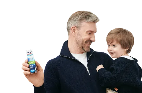 Как научить ребенка сморкаться?